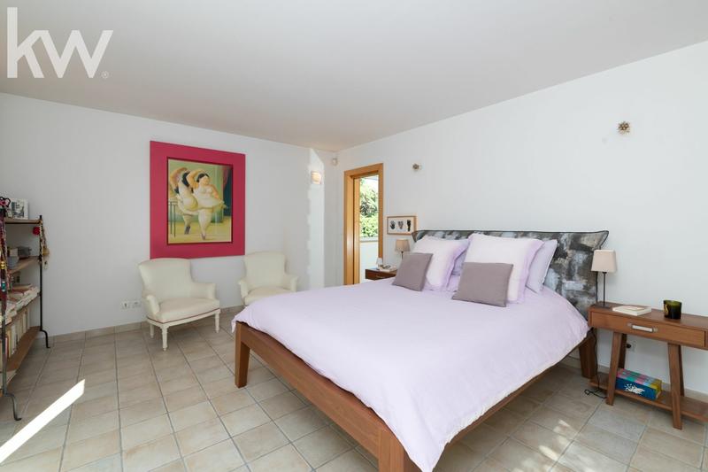 Maison - 295 m² - 7 pièces