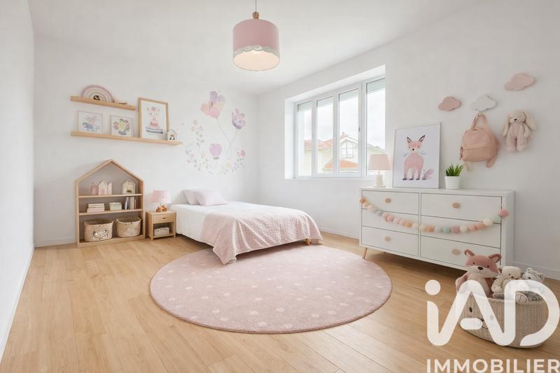 Appartement - 80 m² - 3 pièces