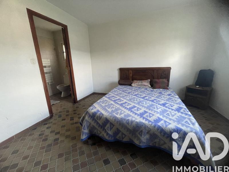 Maison - 77 m² - 9 pièces