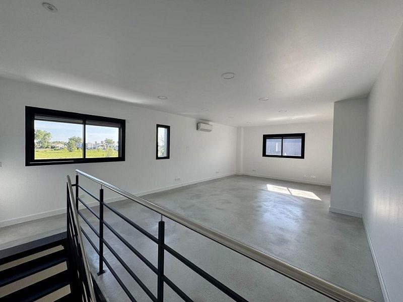 Local commercial - 110 m² - 2 pièces