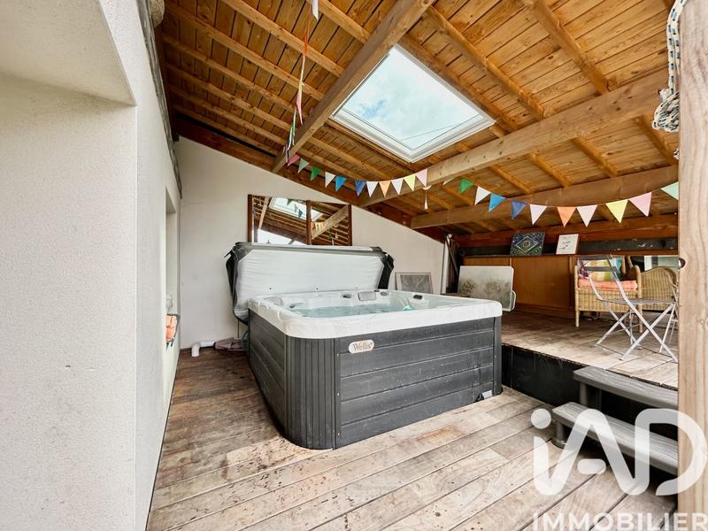 Maison - 122 m² - 6 pièces