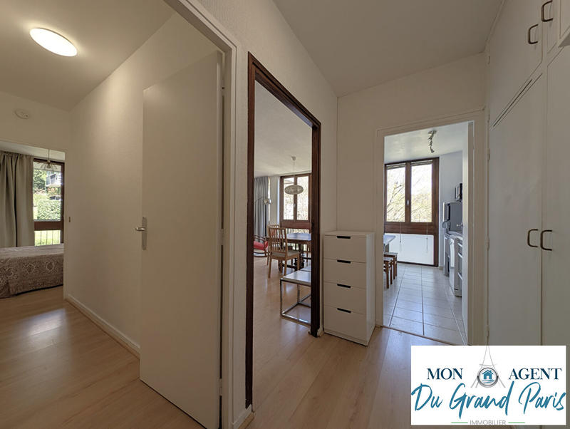 Appartement - 65 m² - 2 pièces