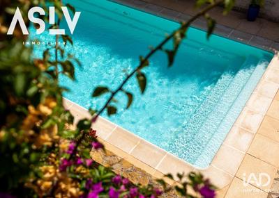 Maison - 95 m² - 4 pièces