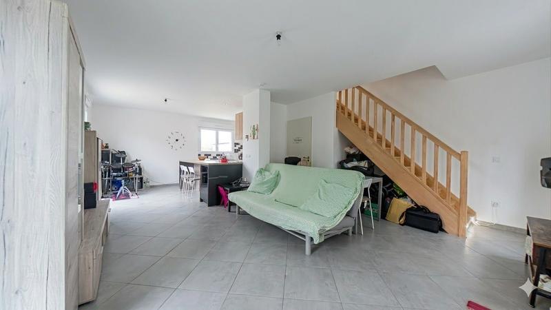 Maison - 80 m² - 5 pièces