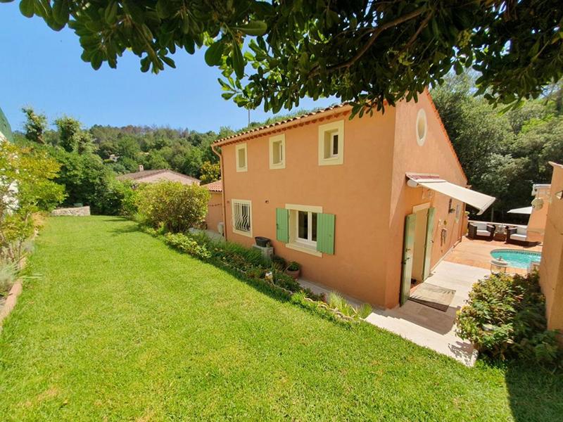 Villa - 145 m² - 4 pièces