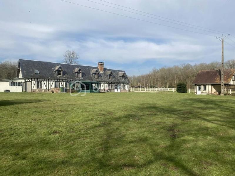 Maison ancienne - 205 m² - 9 pièces