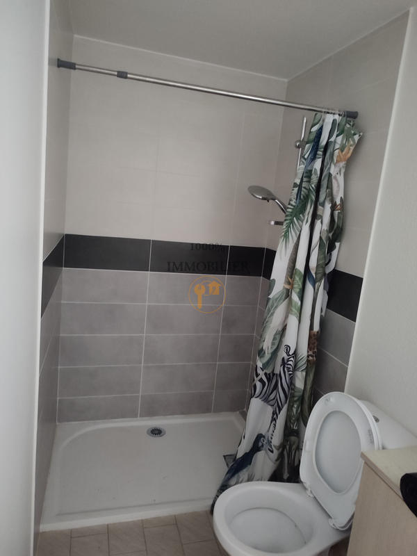 Local commercial - 142 m²