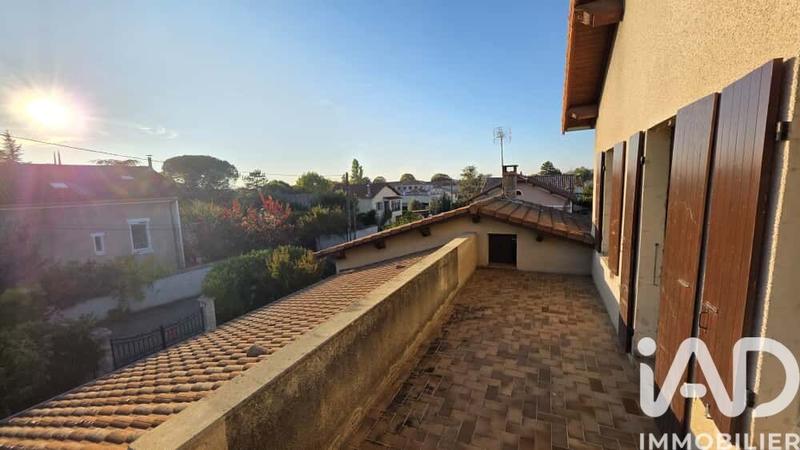 Maison - 170 m² - 8 pièces