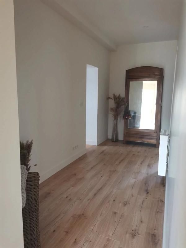 Appartement - 97 m² - 3 pièces
