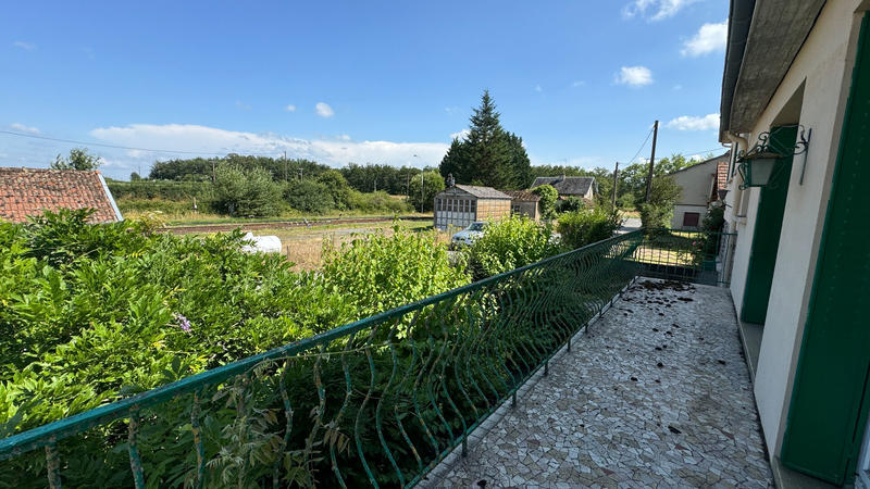 Maison - 235 m² - 10 pièces