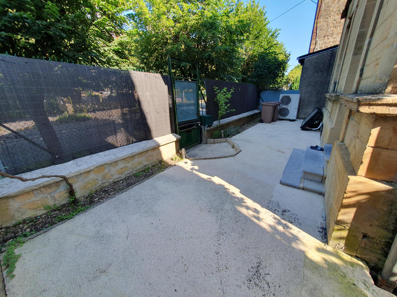 Maison - 140 m² - 7 pièces