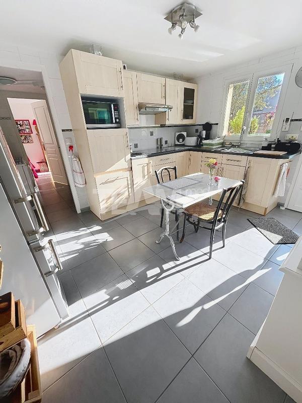 Villa - 139 m² - 6 pièces