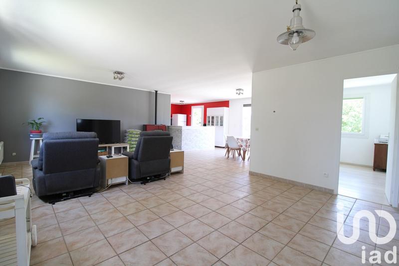 Maison - 99 m² - 5 pièces