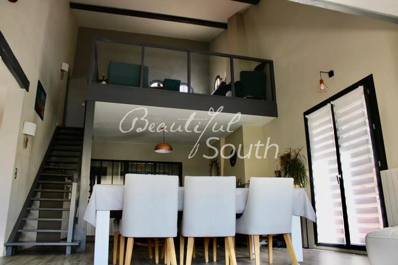 Gîte - 543 m² - 16 pièces