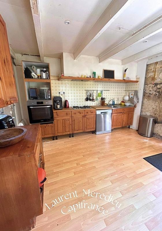 Maison bourgeoise - 280 m² - 12 pièces