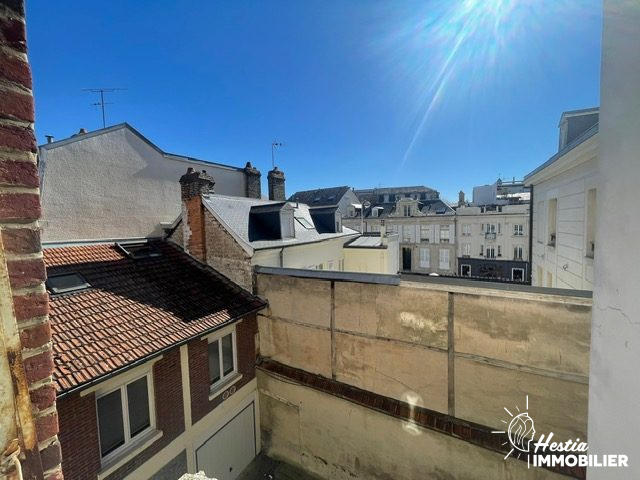 Appartement - 107 m² - 6 pièces