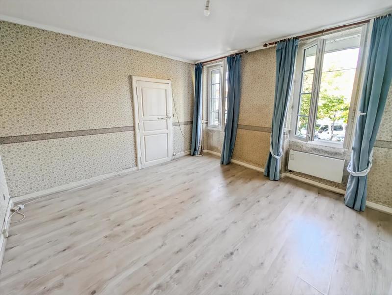 Maison - 120 m² - 6 pièces