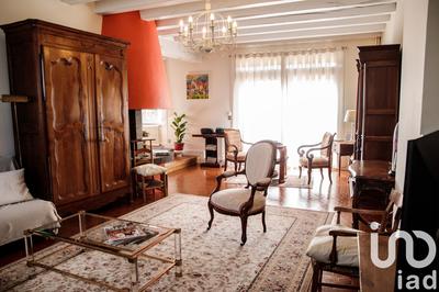 Maison - 248 m² - 10 pièces