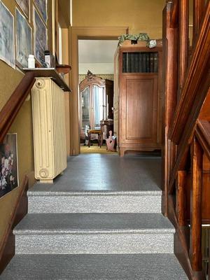 Maison - 313 m² - 17 pièces