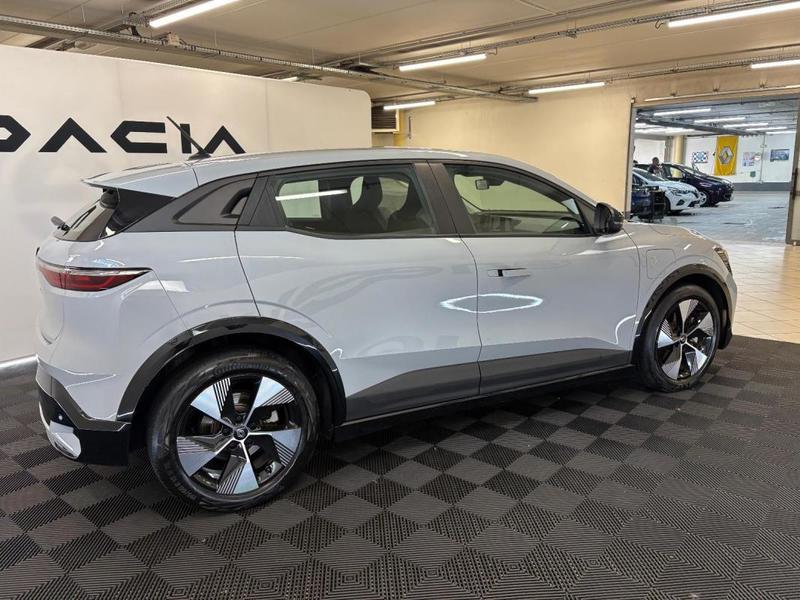 Renault Mégane E-Tech Ev40 130ch standard charge Equilibre