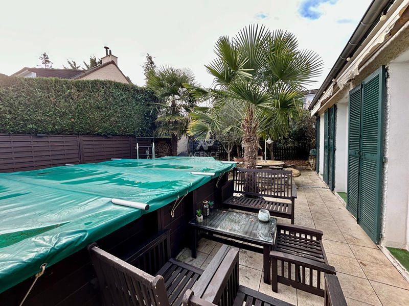 Maison - 123 m² - 6 pièces