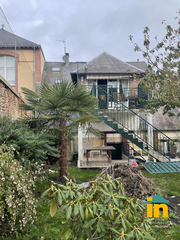 Maison de ville - 130 m² - 6 pièces