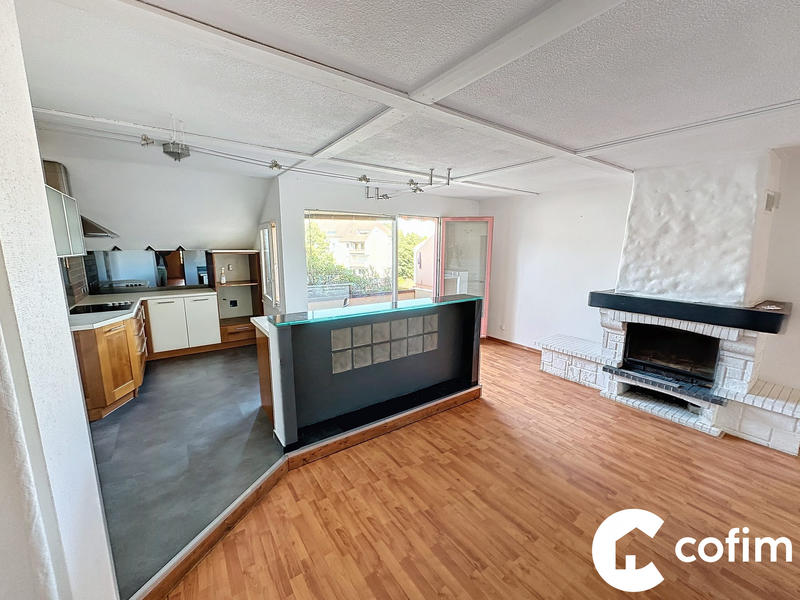 Appartement - 96 m² - 5 pièces