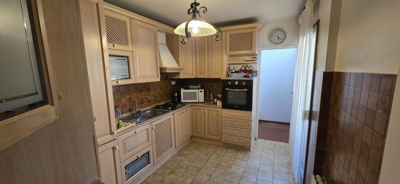 Appartement - 94 m² - 4 pièces