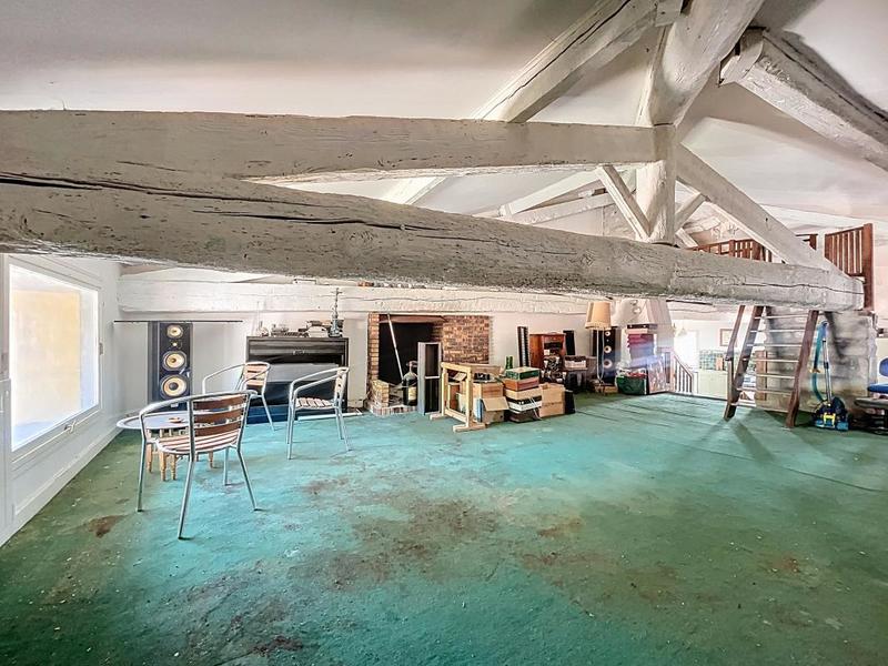 Appartement - 264 m² - 4 pièces