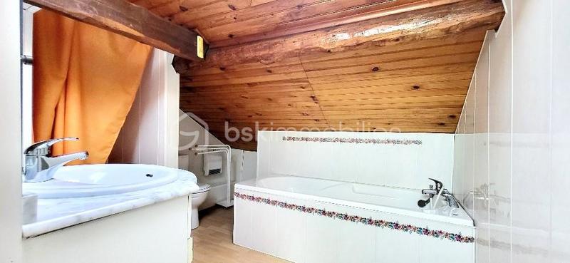 Maison - 109 m² - 8 pièces