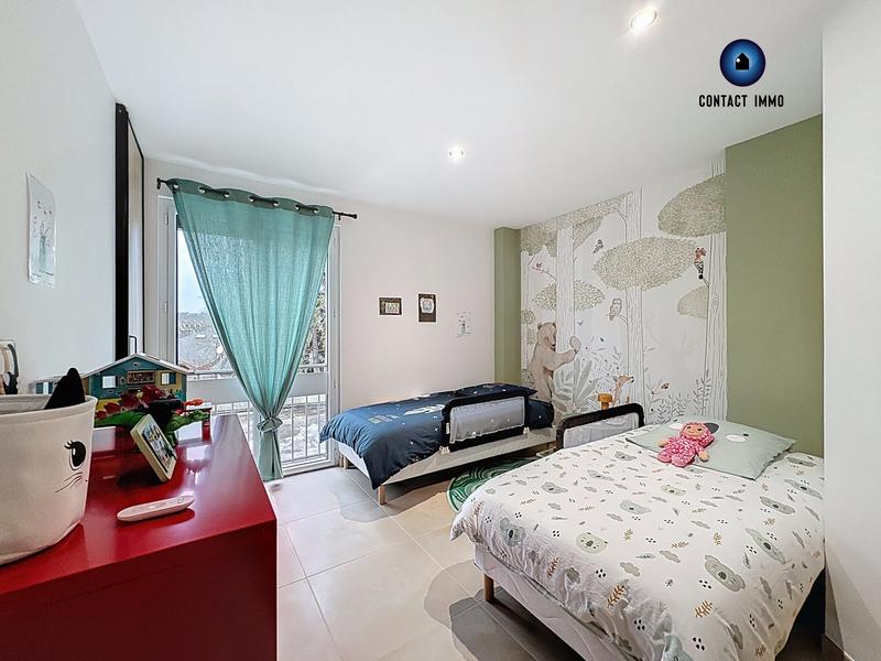 Appartement - 83 m² - 3 pièces