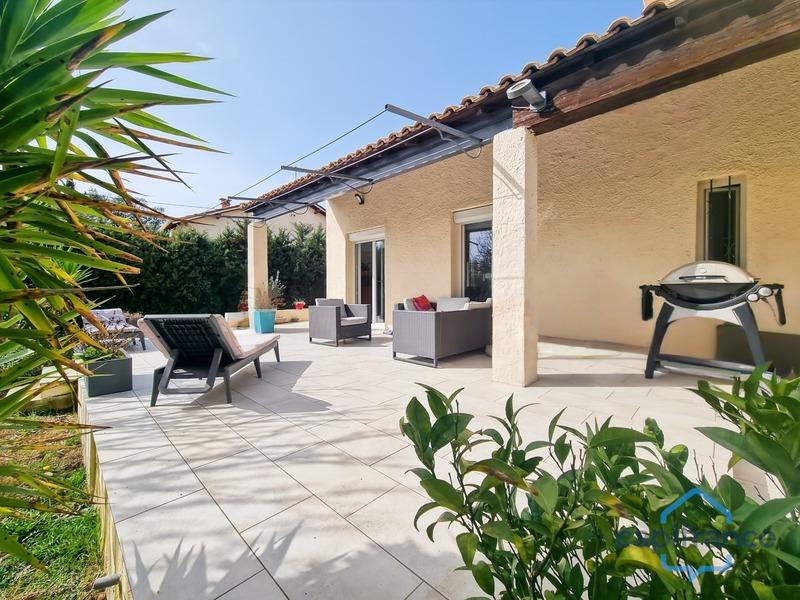 Maison - 110 m² - 4 pièces