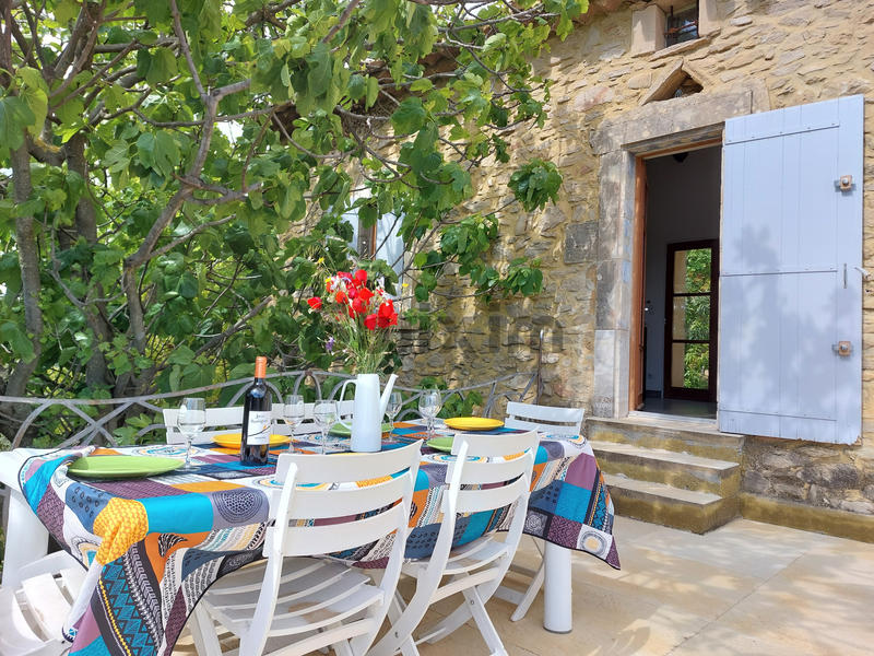 Mas - 302 m² - 11 pièces