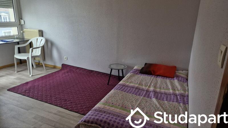 Chambre - 15 m² - 1 pièce