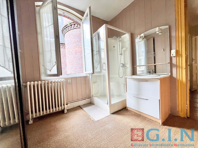 Appartement - 60 m² - 2 pièces