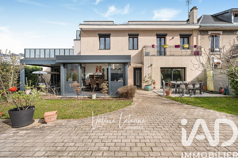 Maison - 120 m² - 5 pièces