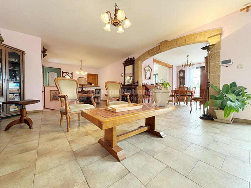 Maison - 143 m² - 6 pièces