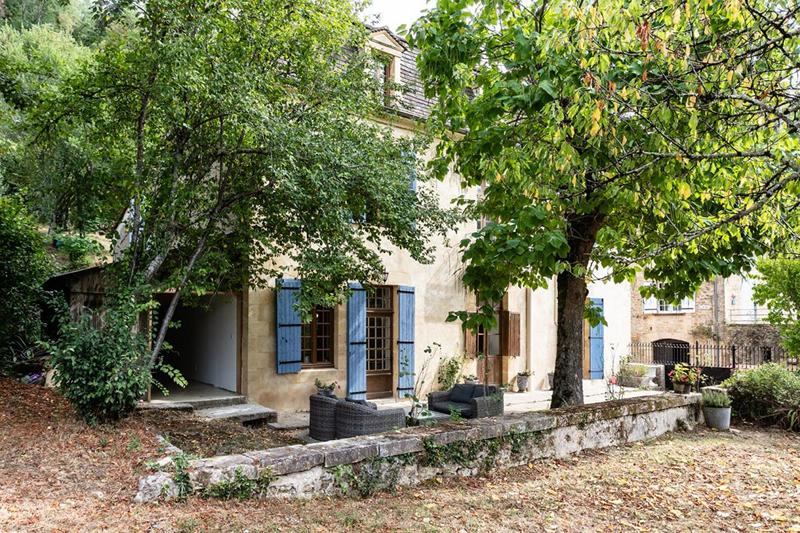 Maison - 200 m² - 7 pièces