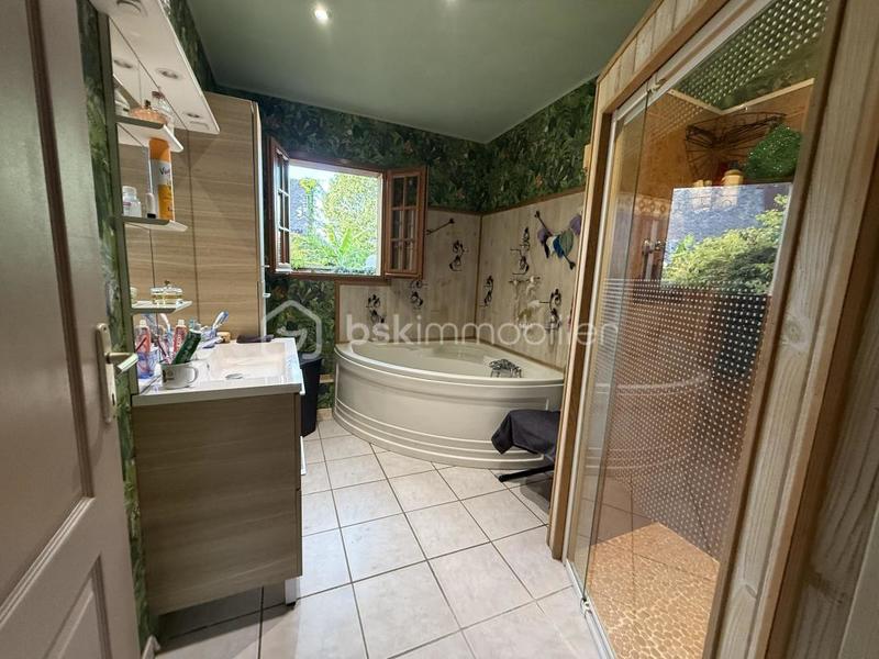 Pavillon - 110 m² - 5 pièces