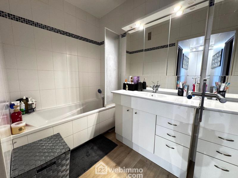 Appartement - 69 m² - 3 pièces