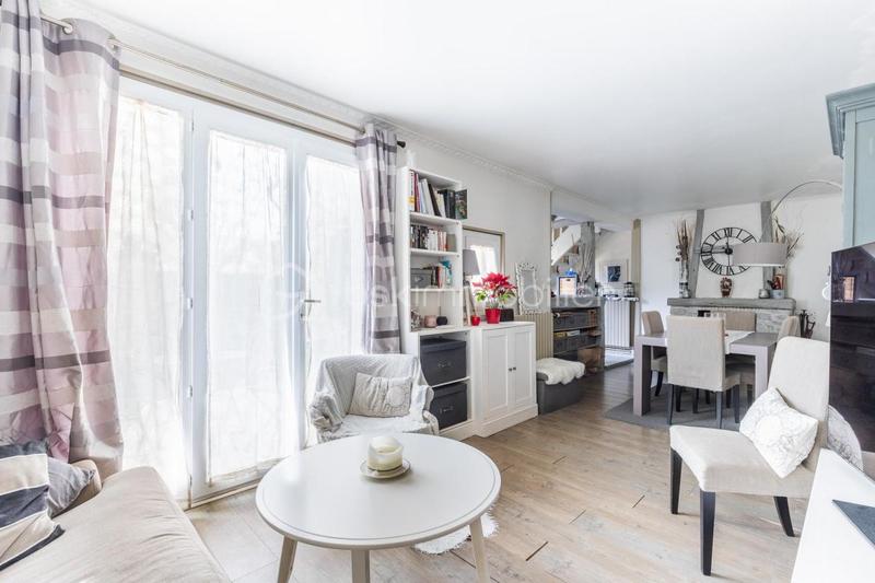 Maison de village - 80 m² - 4 pièces