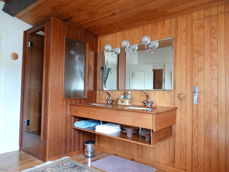 Maison - 197 m² - 8 pièces