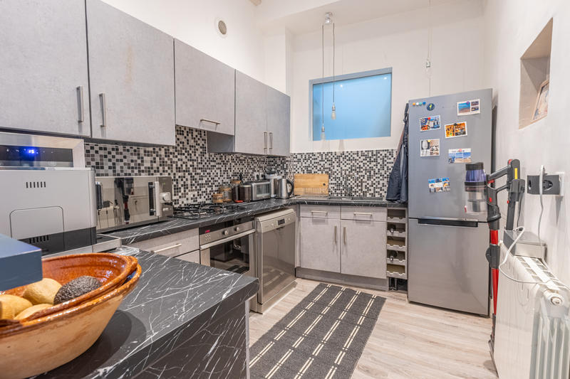 Duplex - 98 m² - 4 pièces