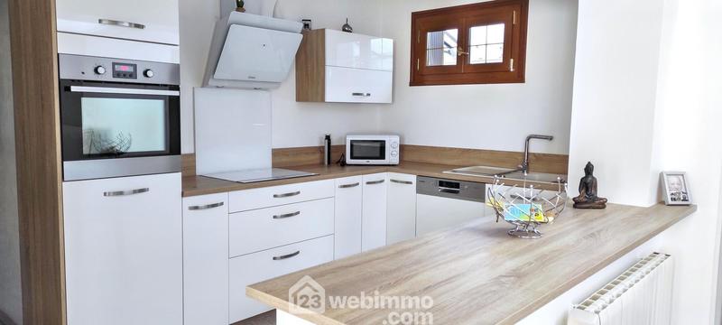 Maison - 105 m² - 4 pièces