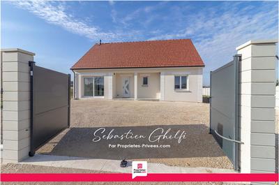 Maison - 93 m² - 5 pièces