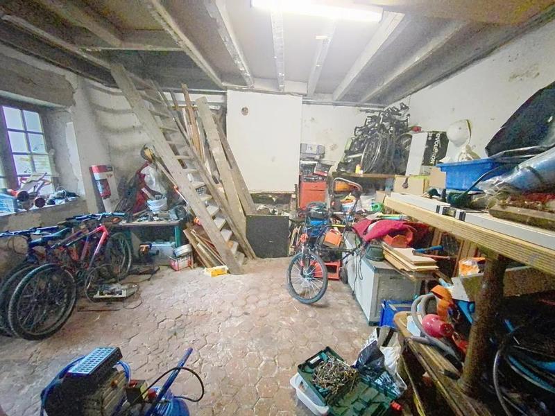 Longère - 470 m² - 7 pièces