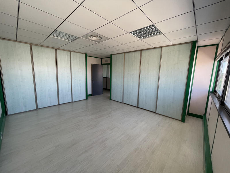 Bureau - 260 m²
