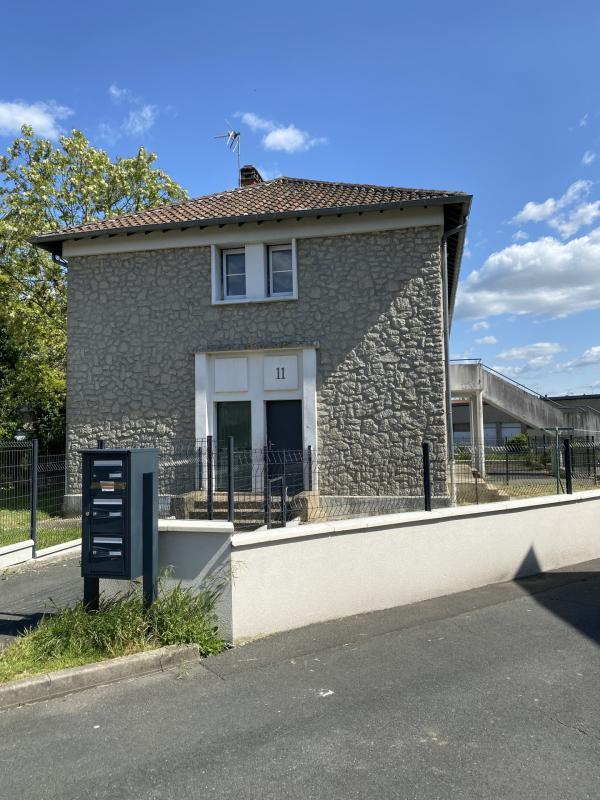 Maison - 93 m² - 4 pièces