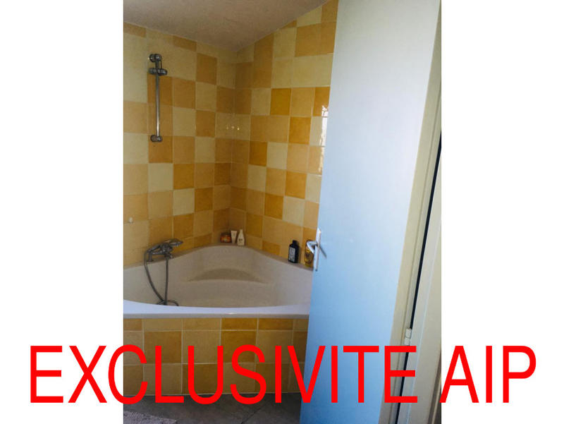 Maison - 121 m² - 6 pièces