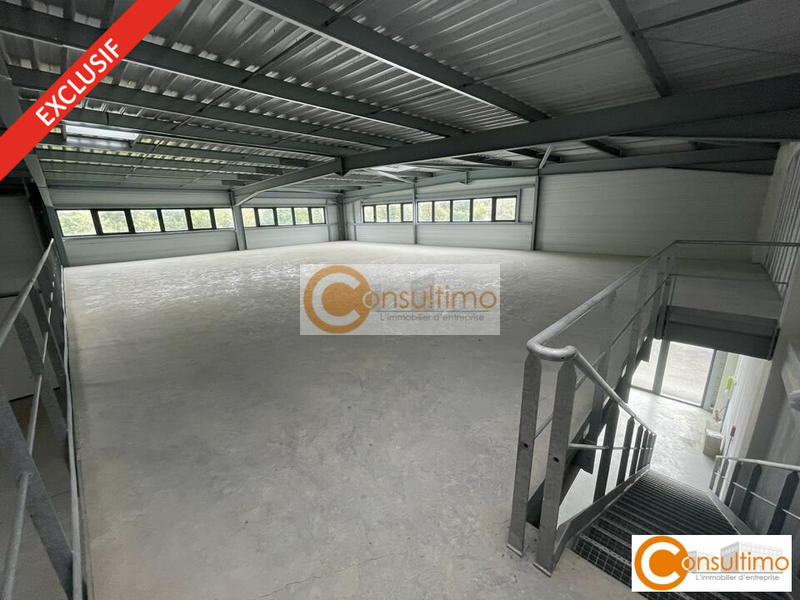 Local d'activité / Entrepôt - 511 m²